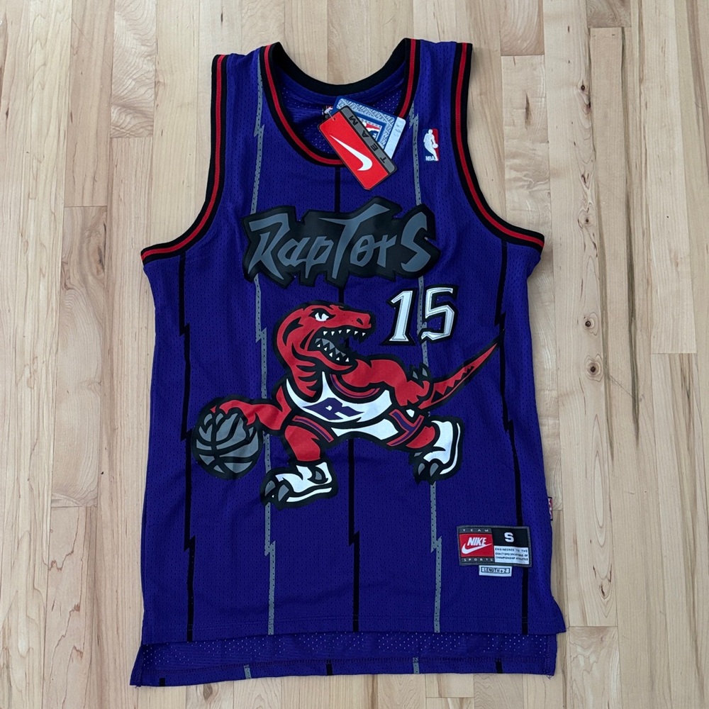 NWT Men’s Small Nike Vince Carter Raptors Jersey